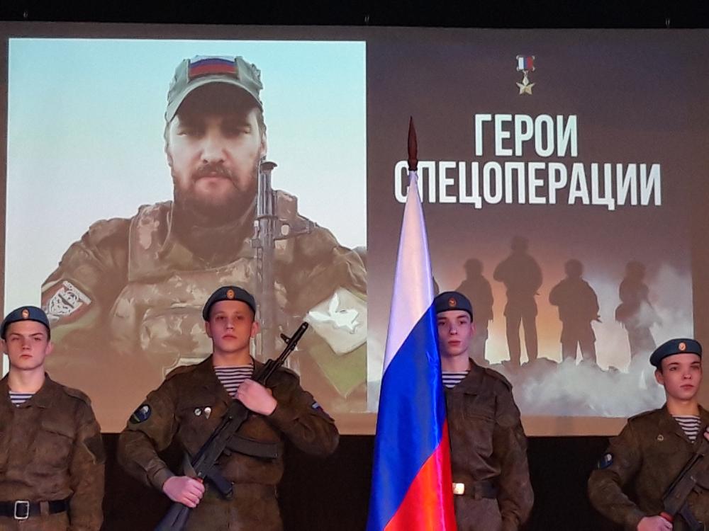 НАГРАДЫ – ЗАЩИТНИКАМ ОТЕЧЕСТВА