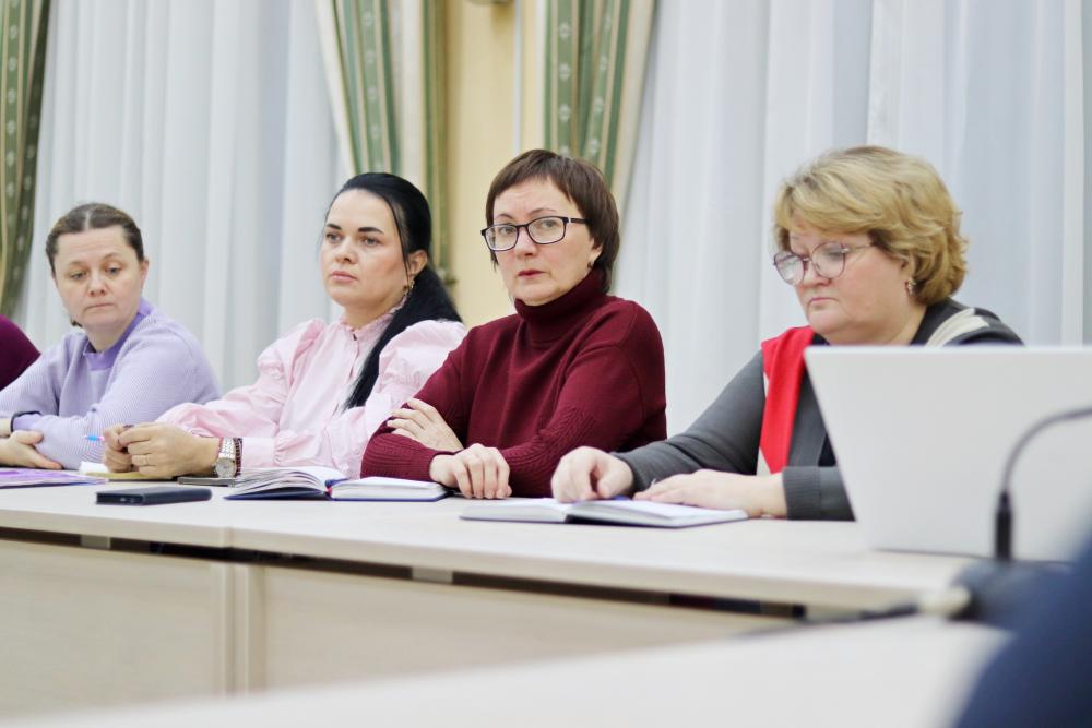 КОММУНАЛЬНЫЕ СЛУЖБЫ ПЕРЕВЕДЕНЫ НА УСИЛЕННЫЙ РЕЖИМ РАБОТЫ