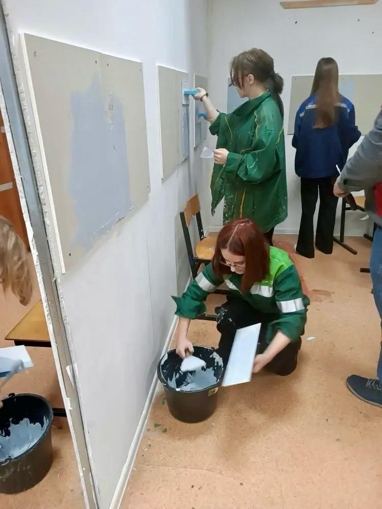 ПОПРОБОВАЛИ СЕБЯ В РАЗНЫХ ПРОФЕССИЯХ